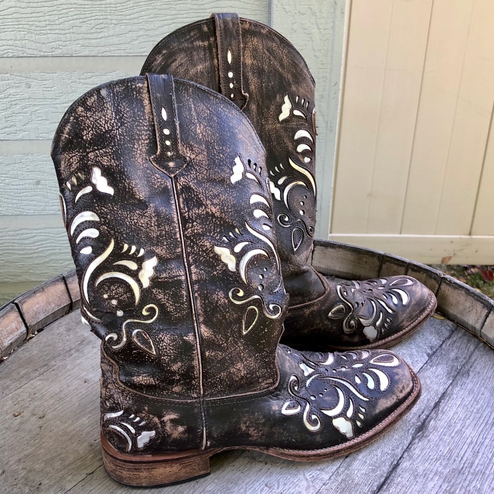 Roper Brown Sanded Silver Inlay Boots